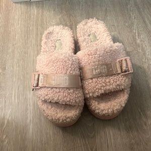 Ugg Slides